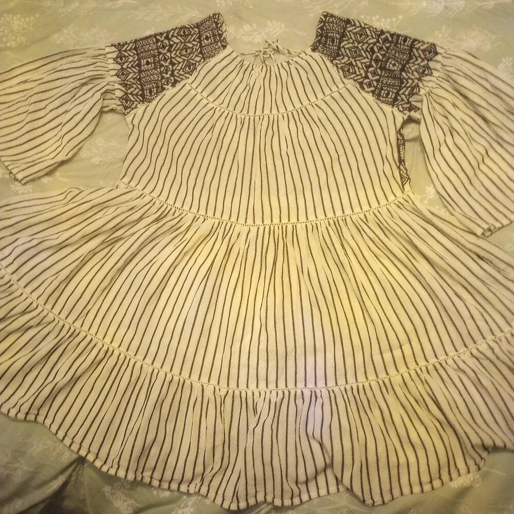 Free people Lola embroidered mini dress striped tier open back blk & wte M - Picture 9 of 11